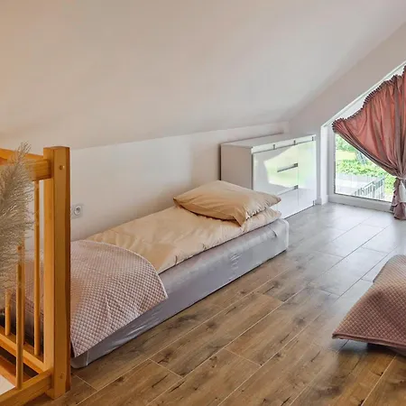 Gorgeous In Wapnica With Wifi *